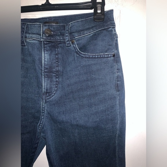 Express high waisted dark wash ripped raw hem super soft skinny jeans size 6S - Picture 4 of 11